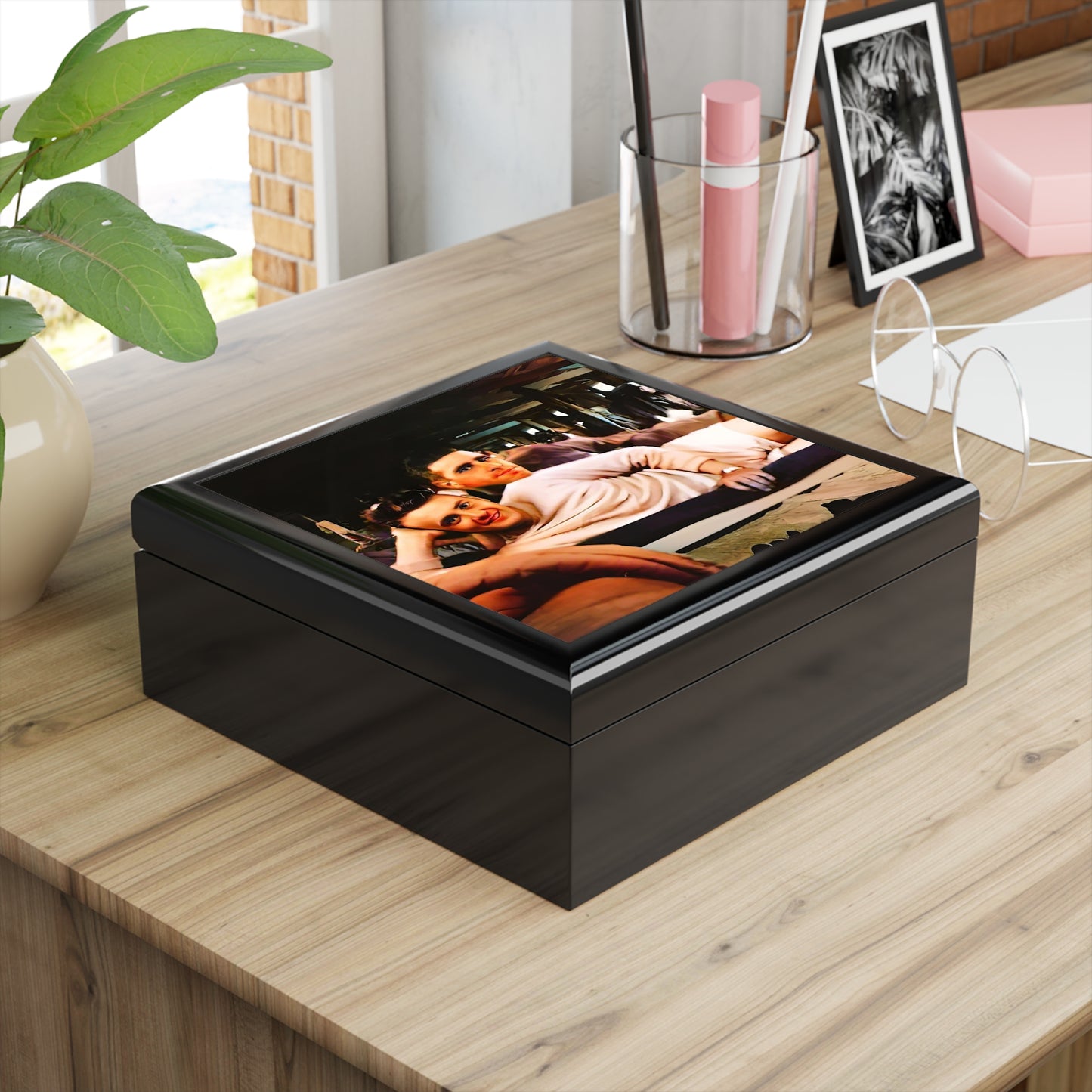 paire 060 | Keepsake Box