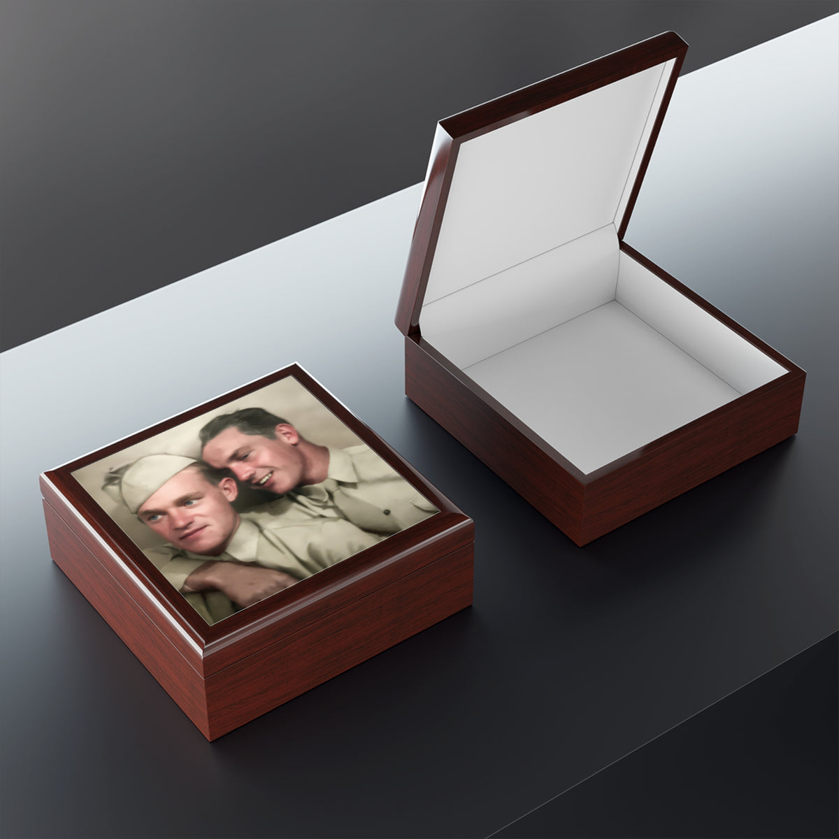 Paire 049 | Photobooth Series | A Place in Your Arms Keepsake Box