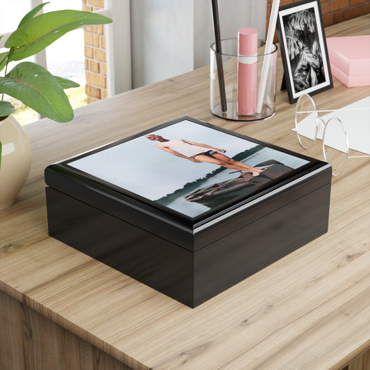 nager 025 | Keepsake Box