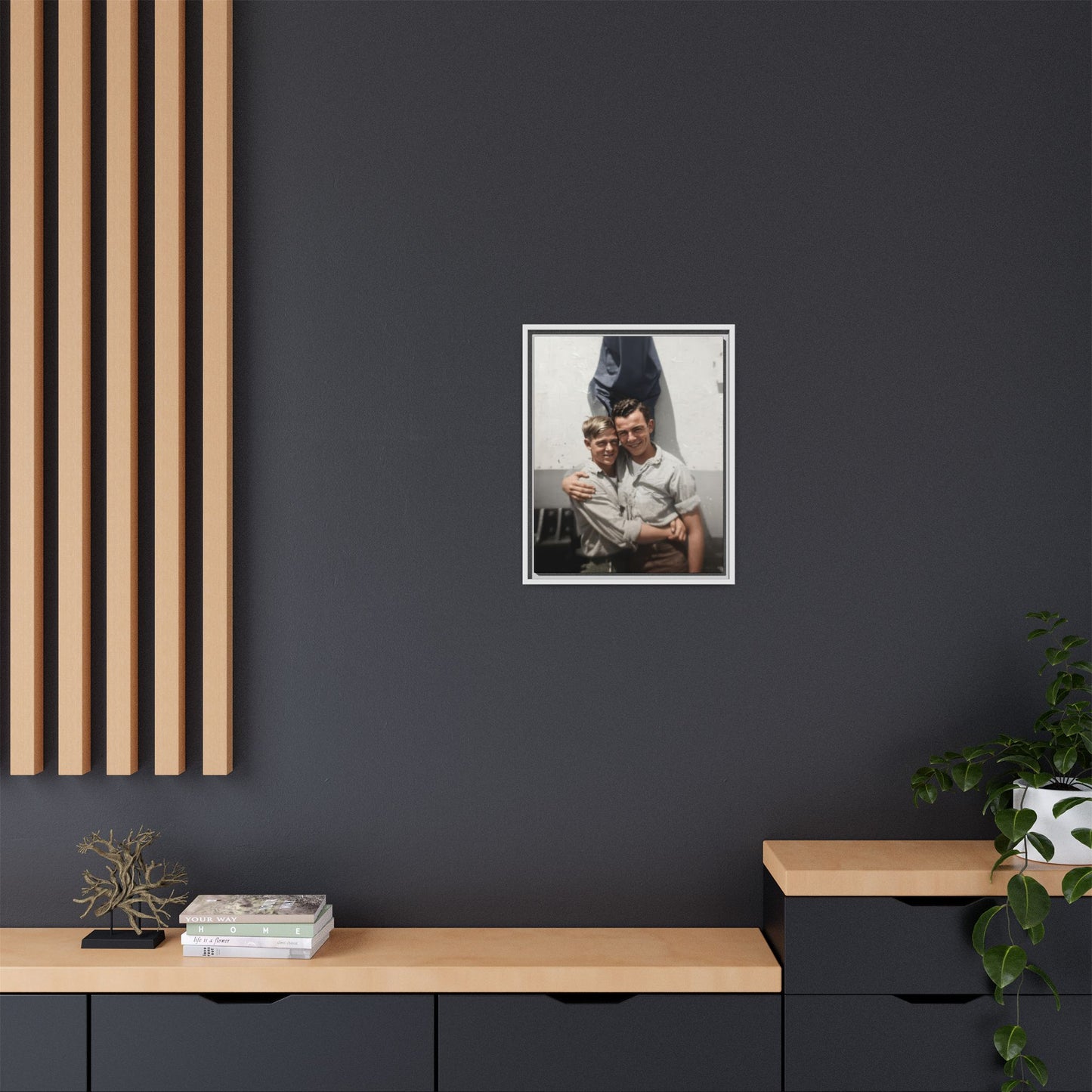 paire 136 | Framed Vintage Photo - Matte Canvas