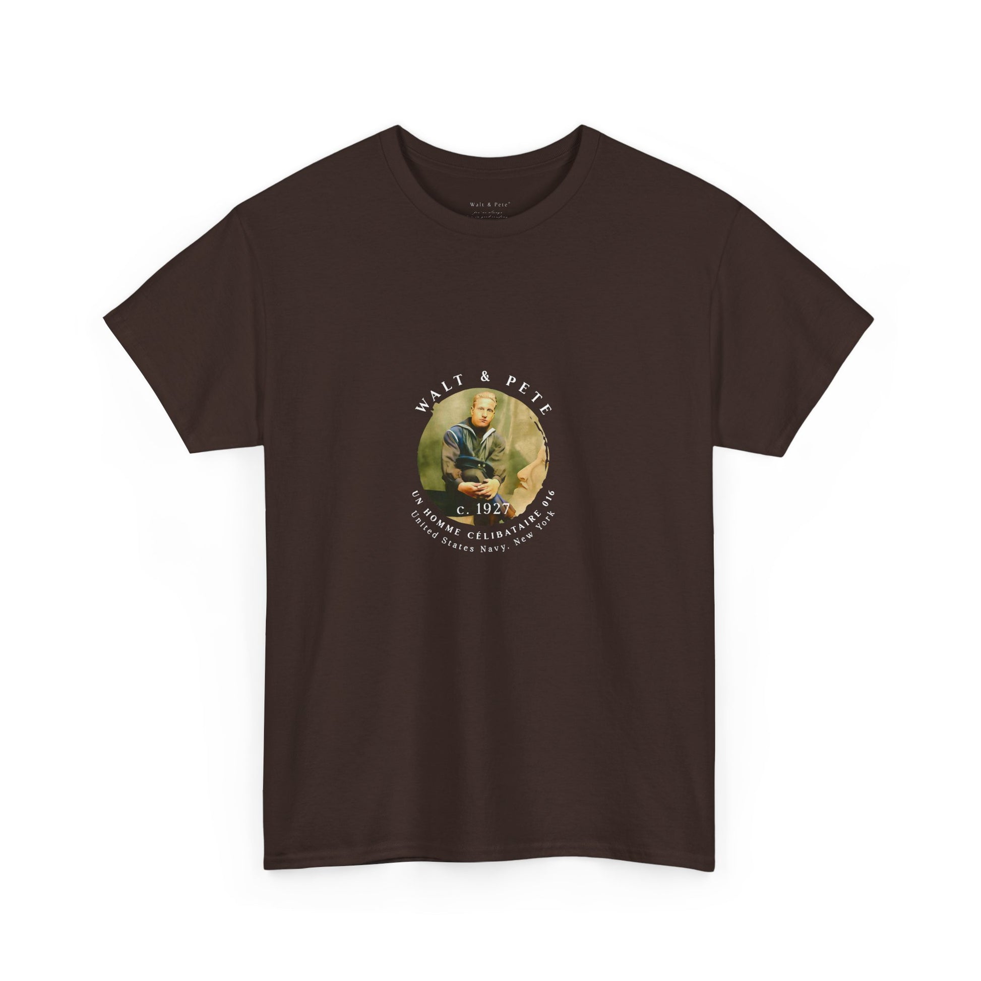 un homme célibataire 016 | Vintage Photo T-Shirt US Navy Art Deco Paper Moon Sailor Stage Prop