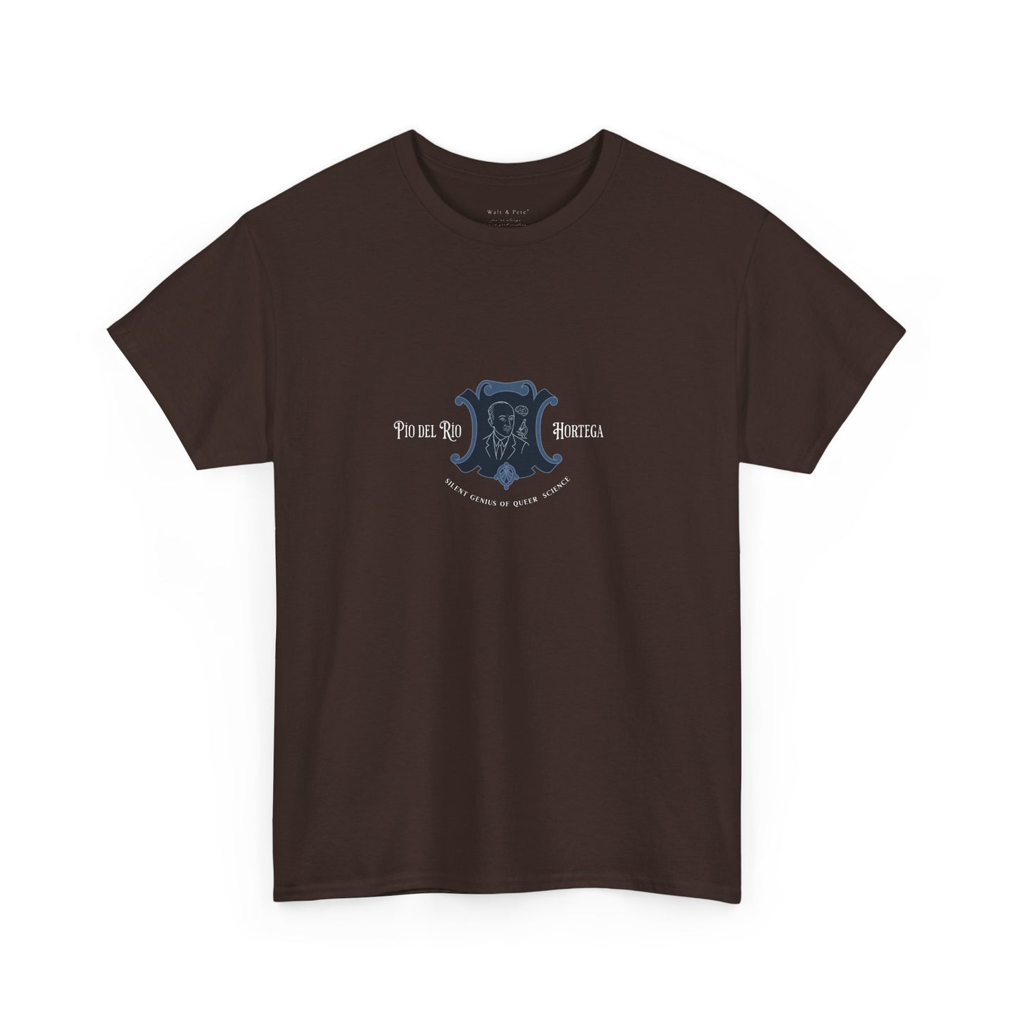 t-shirt with a Jean Cocteau–inspired line drawing of Pío del Río Hortega framed in a blue crest. This refined graphic design pays tribute to queer scientific brilliance with the phrase “Silent Genius of Queer Science” below. A bold shirt for quiet revolutions.