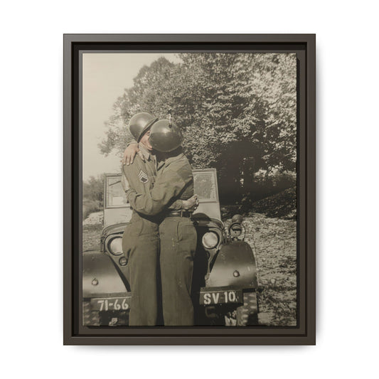 paire 065 | Framed Vintage Photo - Matte Canvas