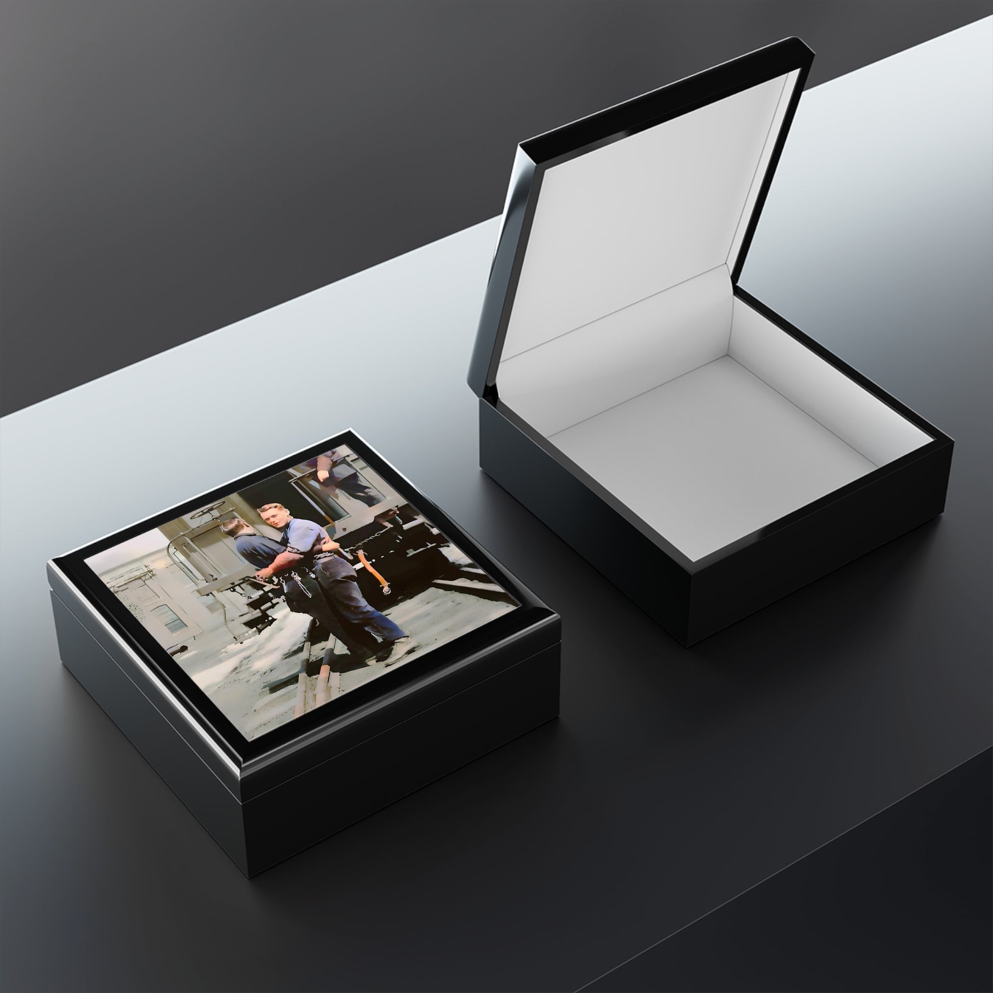 paire 018 | Keepsake Box Vintage Gay Couple Queer Railroad Workers Outdoor Train L Train Chicago