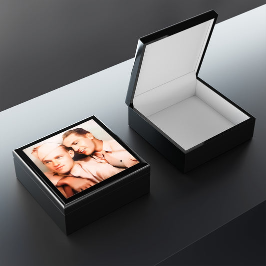 paire 049 | Keepsake Box