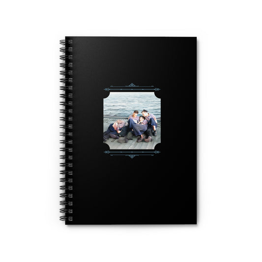 Vintage Photo - hommes 025 | Spiral Notebook - Ruled Line