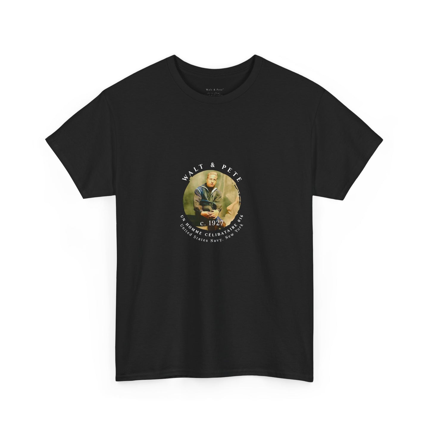 un homme célibataire 016 | Vintage Photo T-Shirt US Navy Art Deco Paper Moon Sailor Stage Prop