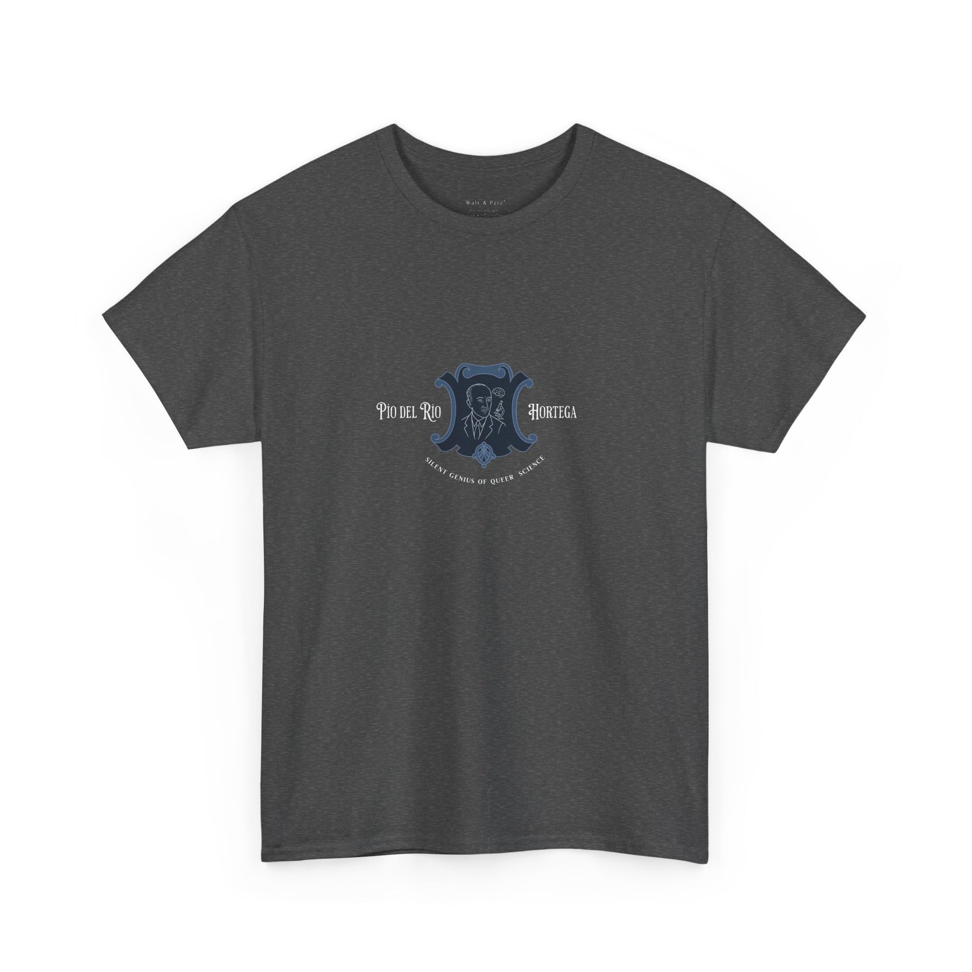 t-shirt with a Jean Cocteau–inspired line drawing of Pío del Río Hortega framed in a blue crest. This refined graphic design pays tribute to queer scientific brilliance with the phrase “Silent Genius of Queer Science” below. A bold shirt for quiet revolutions.
