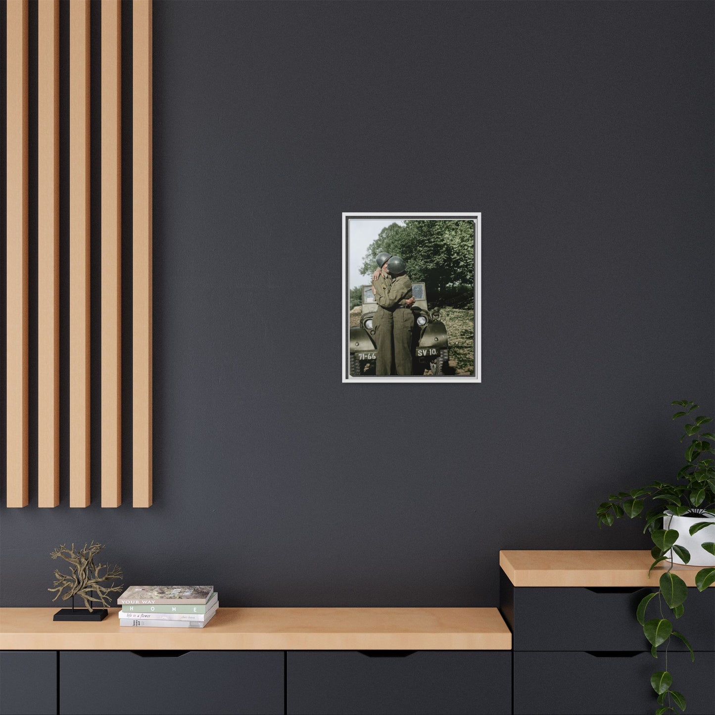 paire 065 | Framed Vintage Photo - Matte Canvas