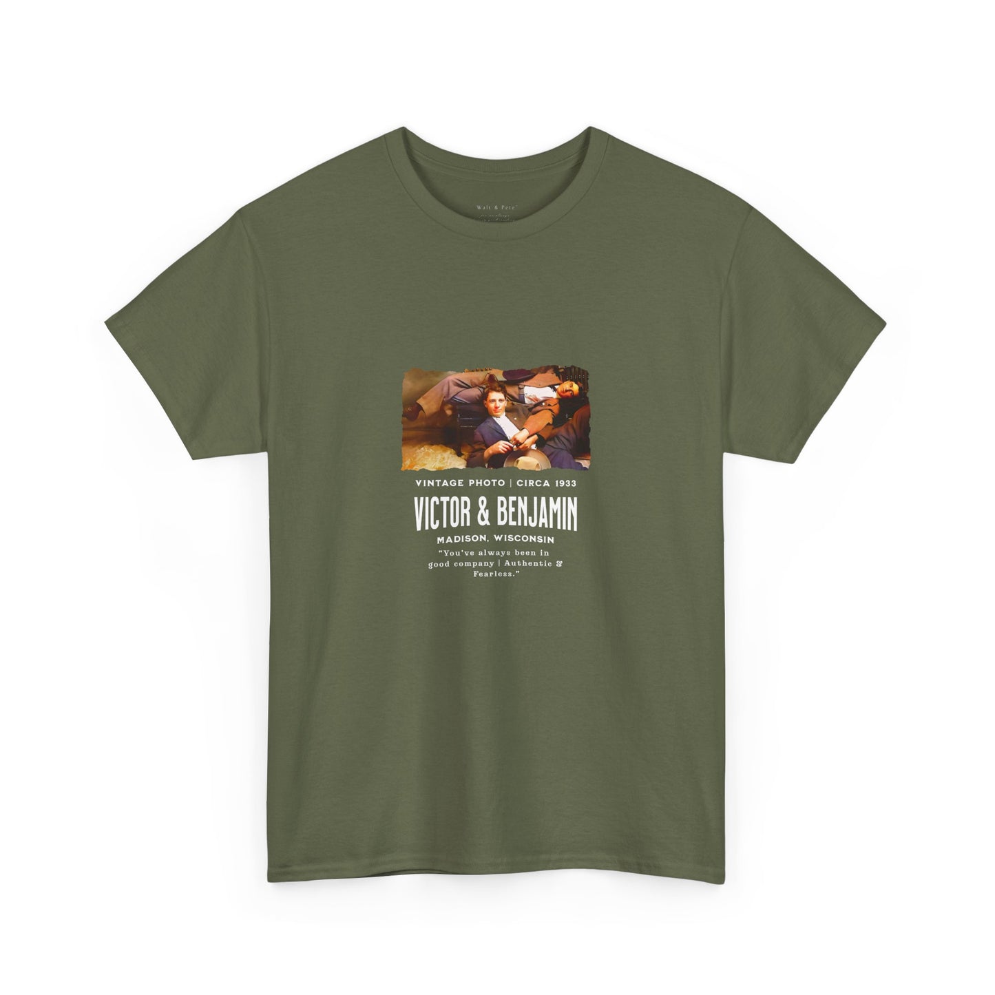 paire 020 | Vintage Photo - 1933 Victor & Benjamin Madison WI Gay Couple Unique Pride T-shirt Gift