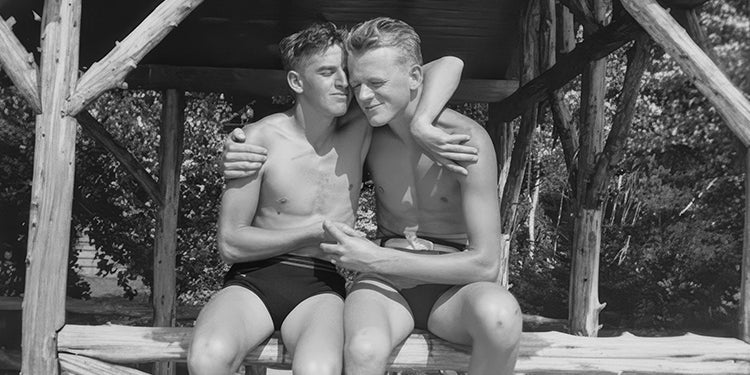 Nager – Vintage Swimming Photographs | Ephemera of Us Collection