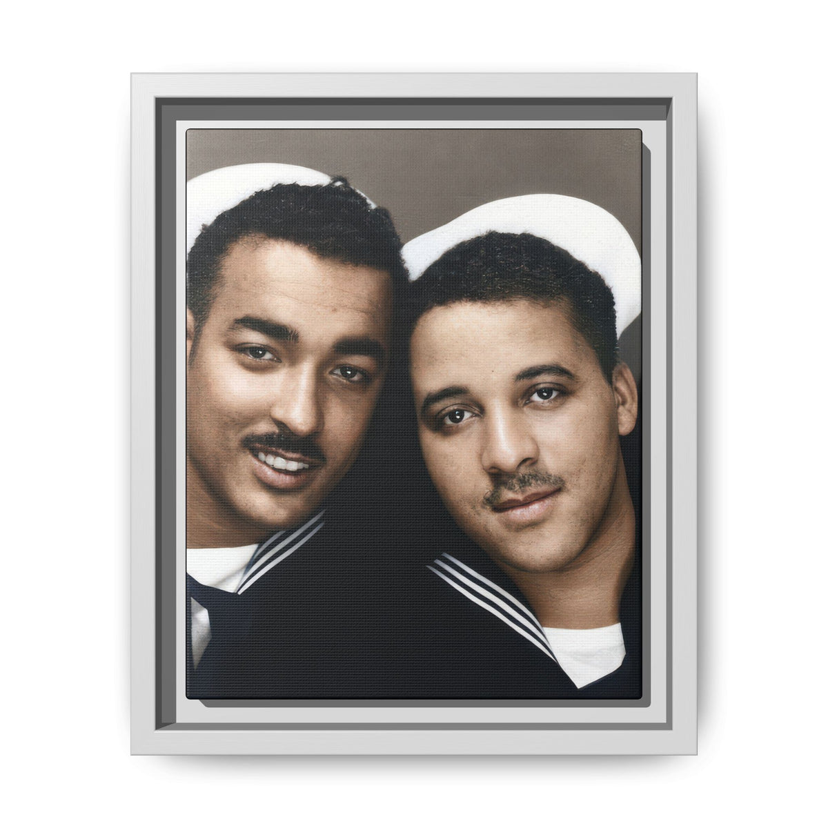 paire 157 | Framed Vintage Photo - Matte Canvas