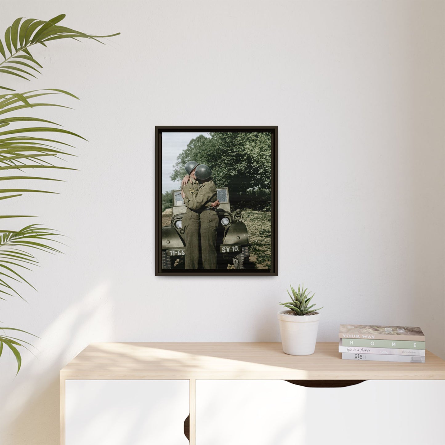 paire 065 | Framed Vintage Photo - Matte Canvas