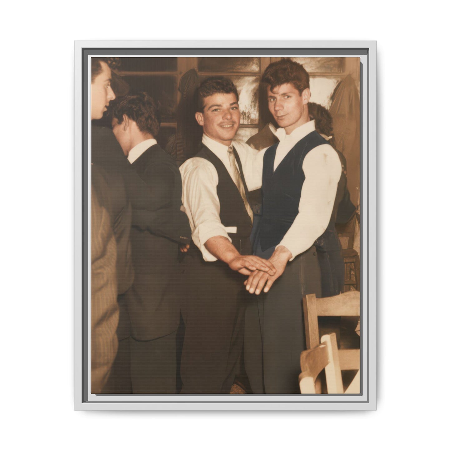 paire 134 | Framed Vintage Photo - Matte Canvas