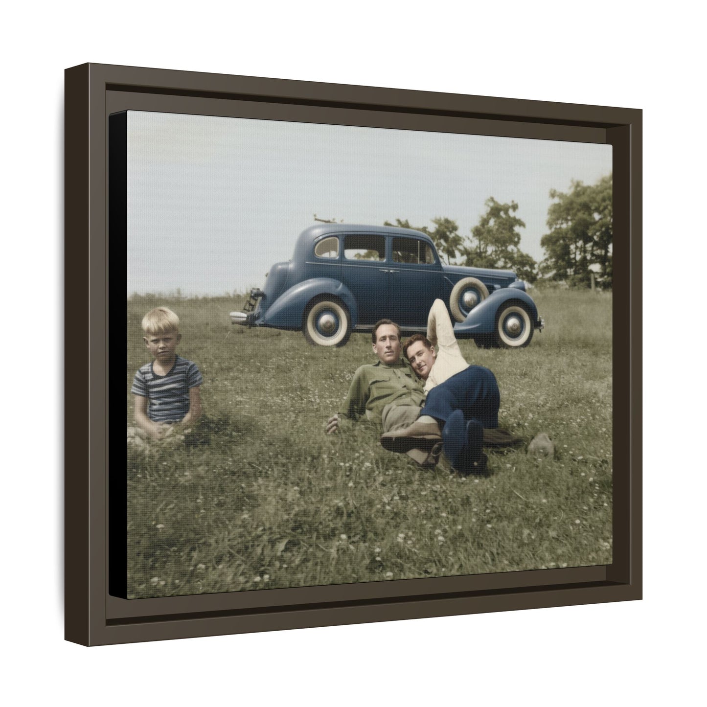 paire 003 | Framed Vintage Photo - Matte Canvas