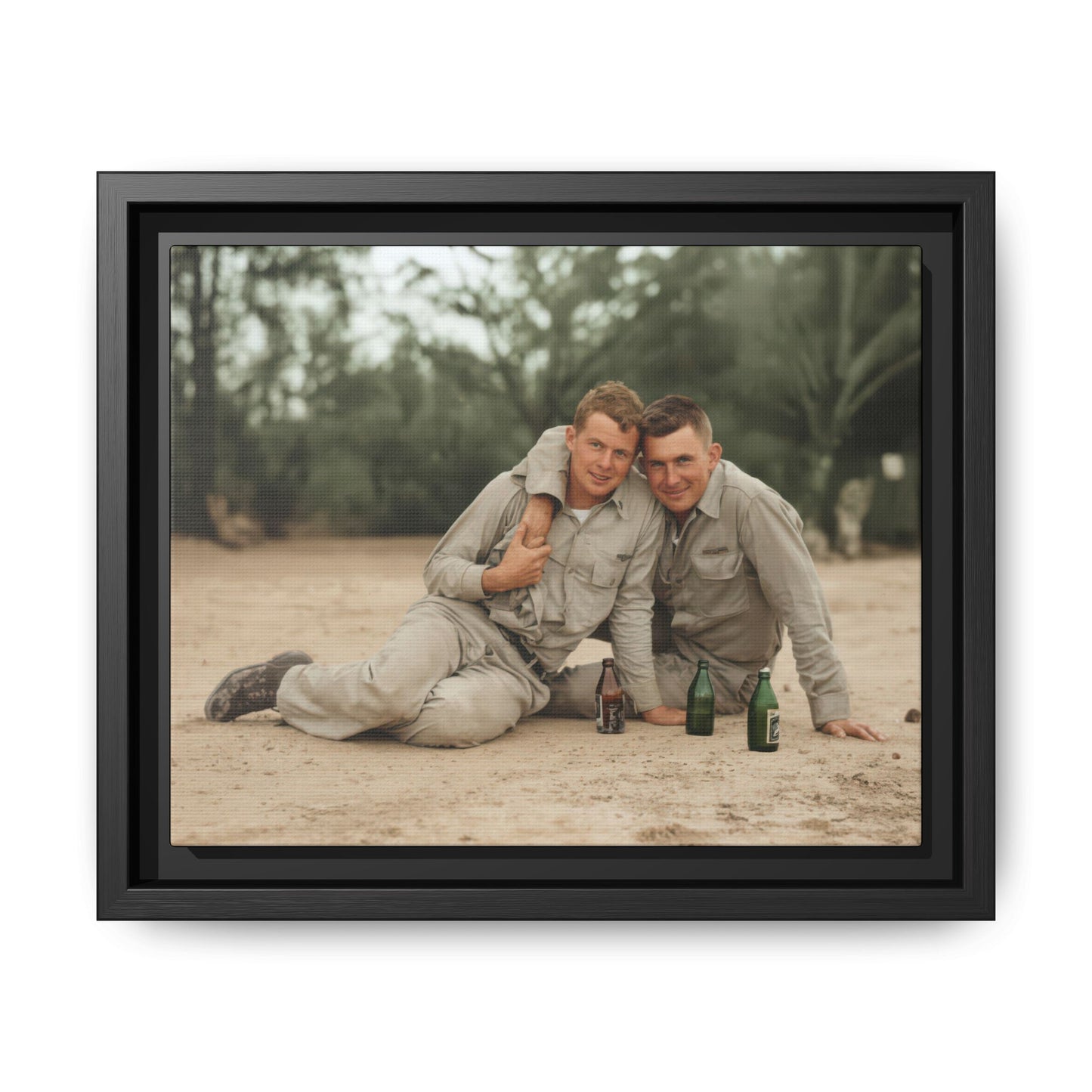 paire 138 | Framed Vintage Photo - Matte Canvas