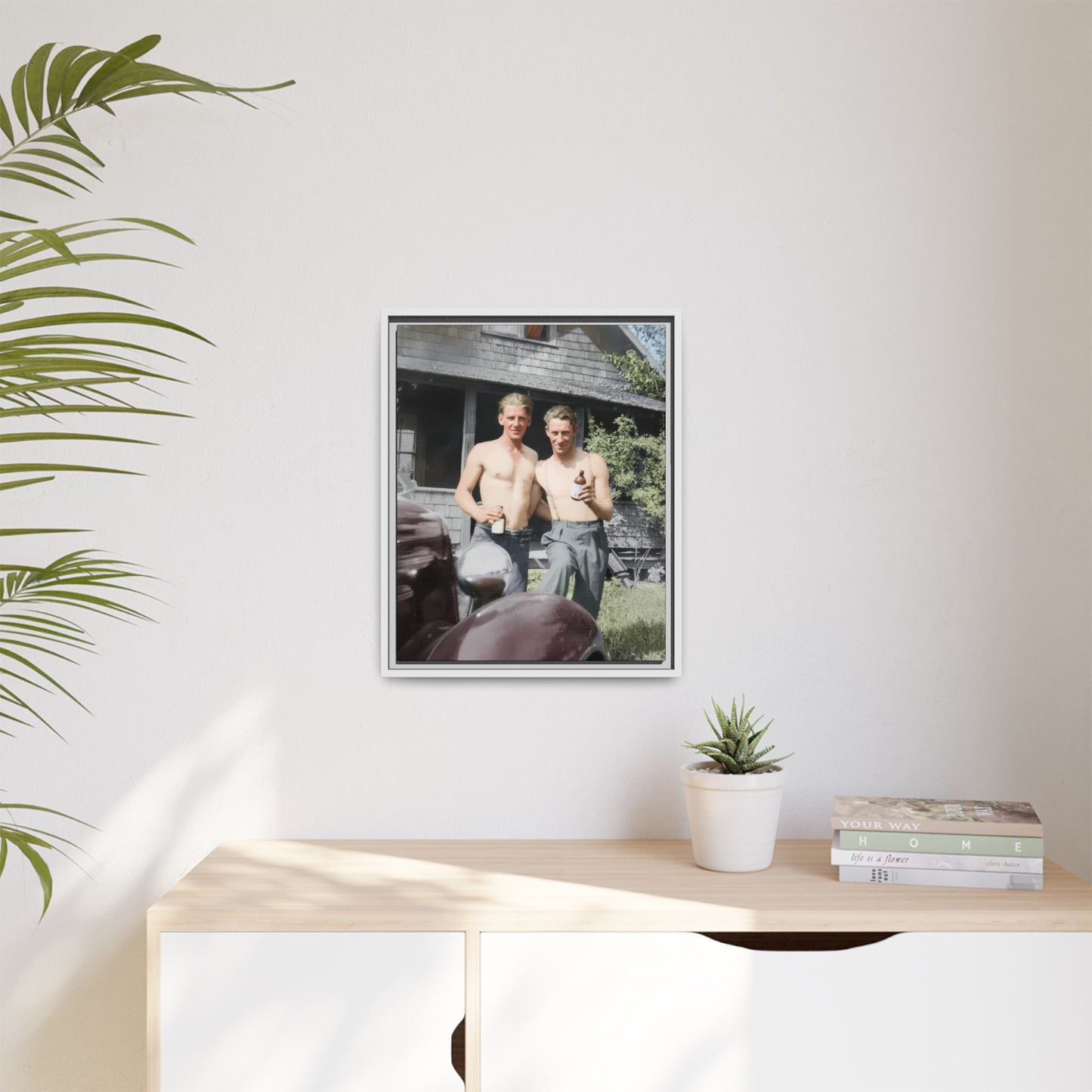 paire 109 | Framed Vintage Photo - Matte Canvas