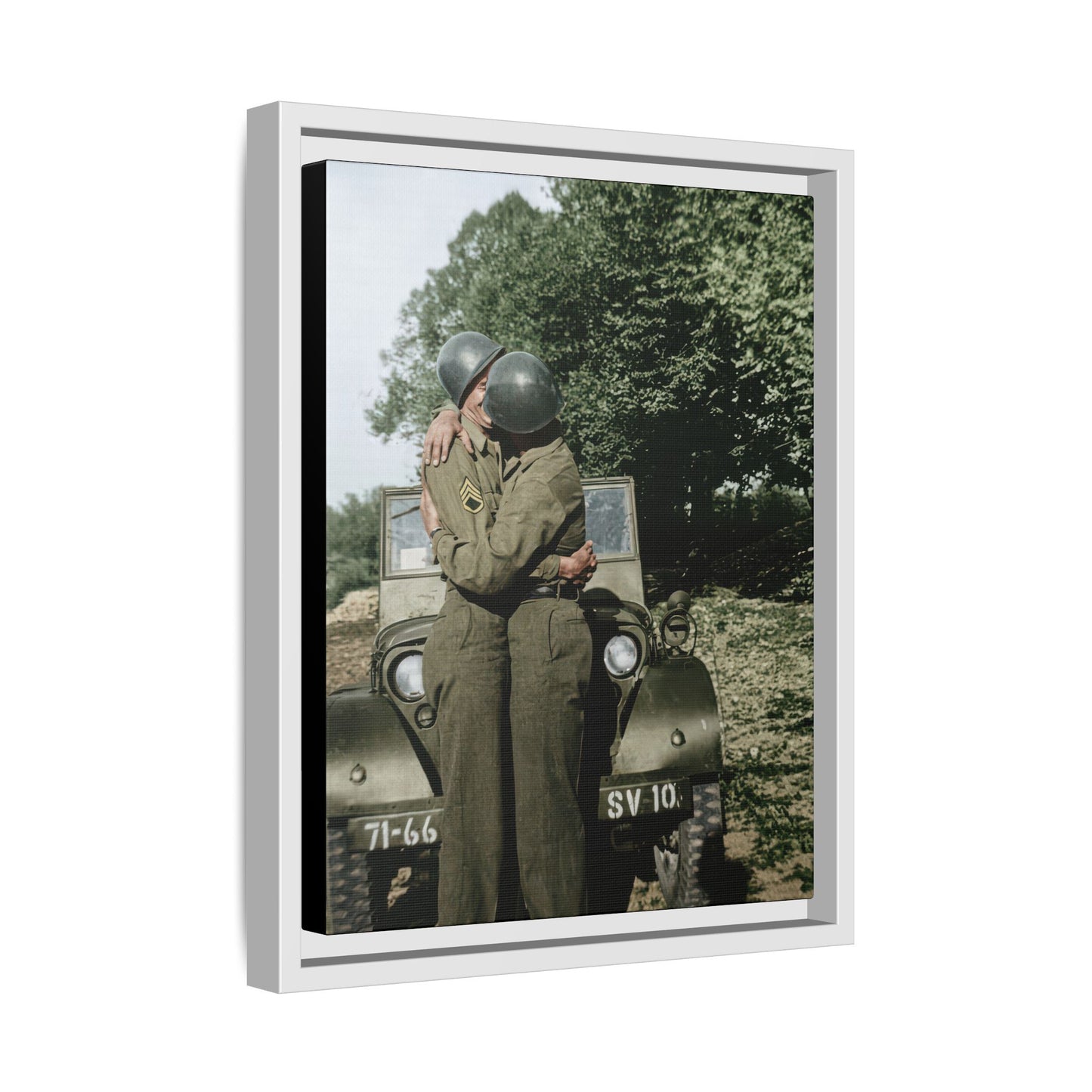 paire 065 | Framed Vintage Photo - Matte Canvas