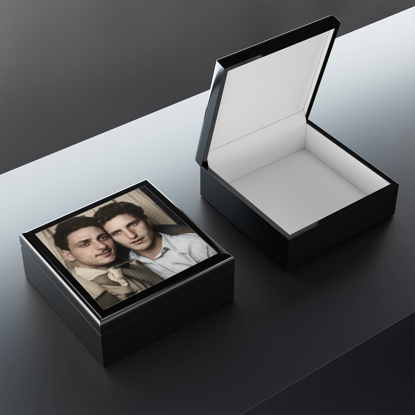 Photobooth Photo Jewelry Box – Vintage Portrait Keepsake