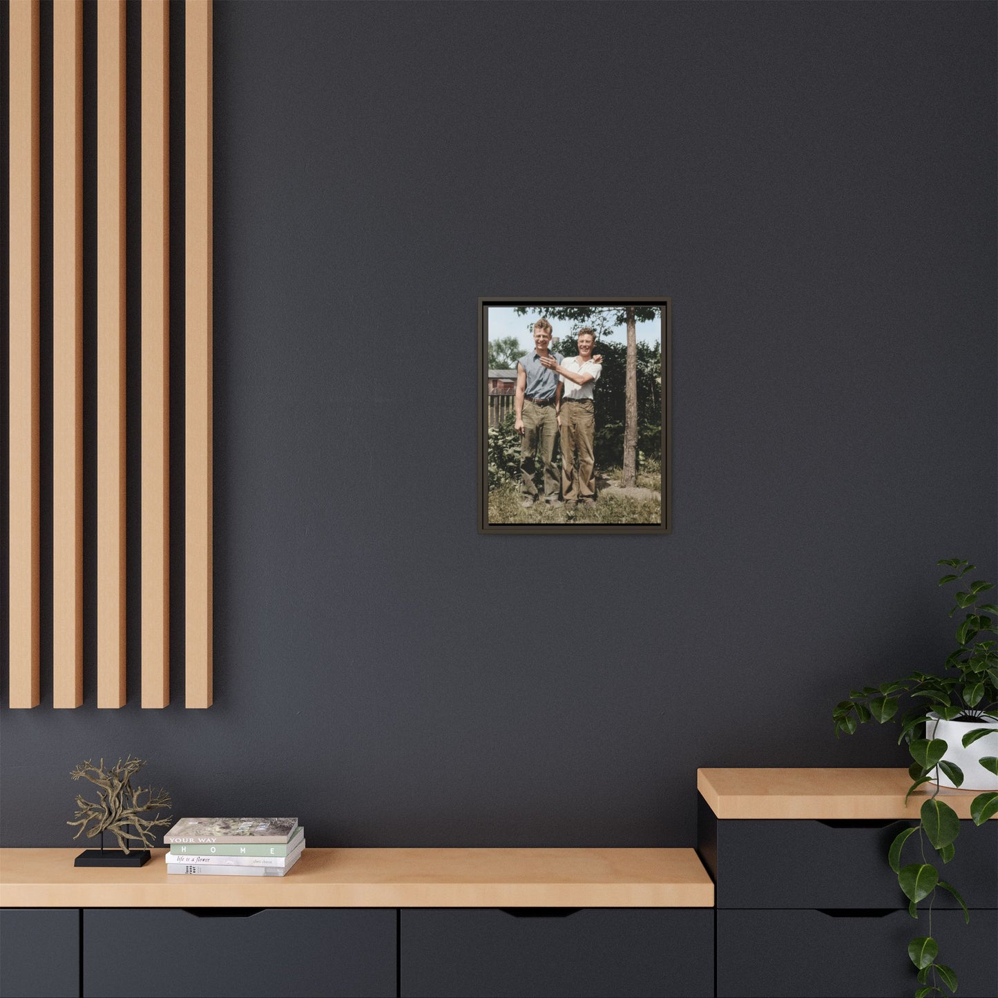 paire 052 | Framed Vintage Photo - Matte Canvas