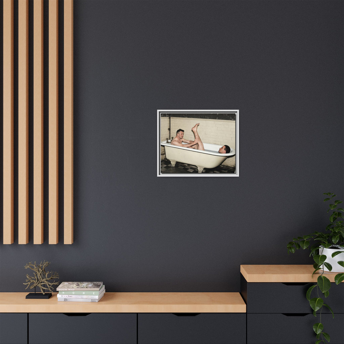 paire 162 | Framed Vintage Photo - Matte Canvas
