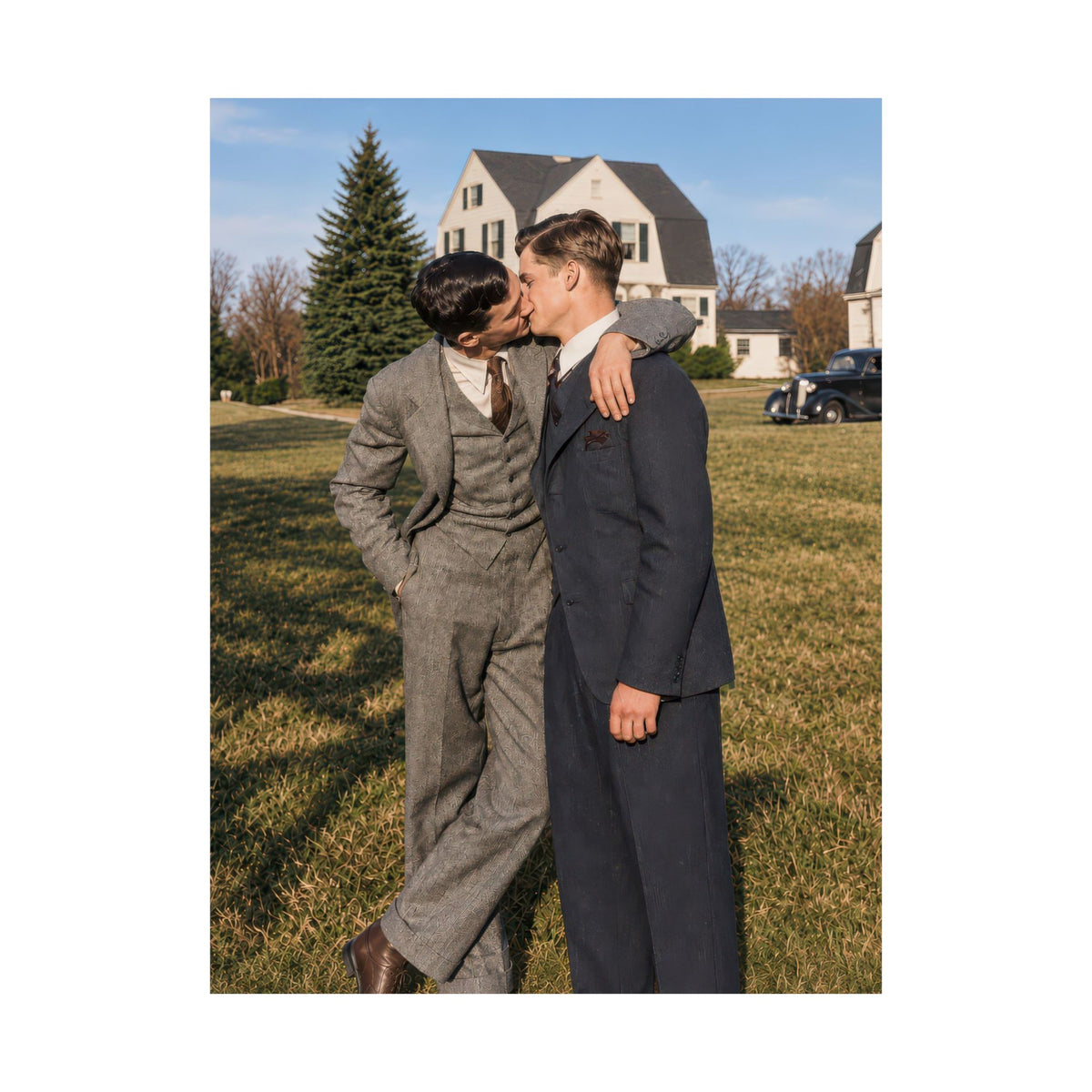 Paire 005 | Two Men Kissing in a Residential Yard | Vintage Photography Poster