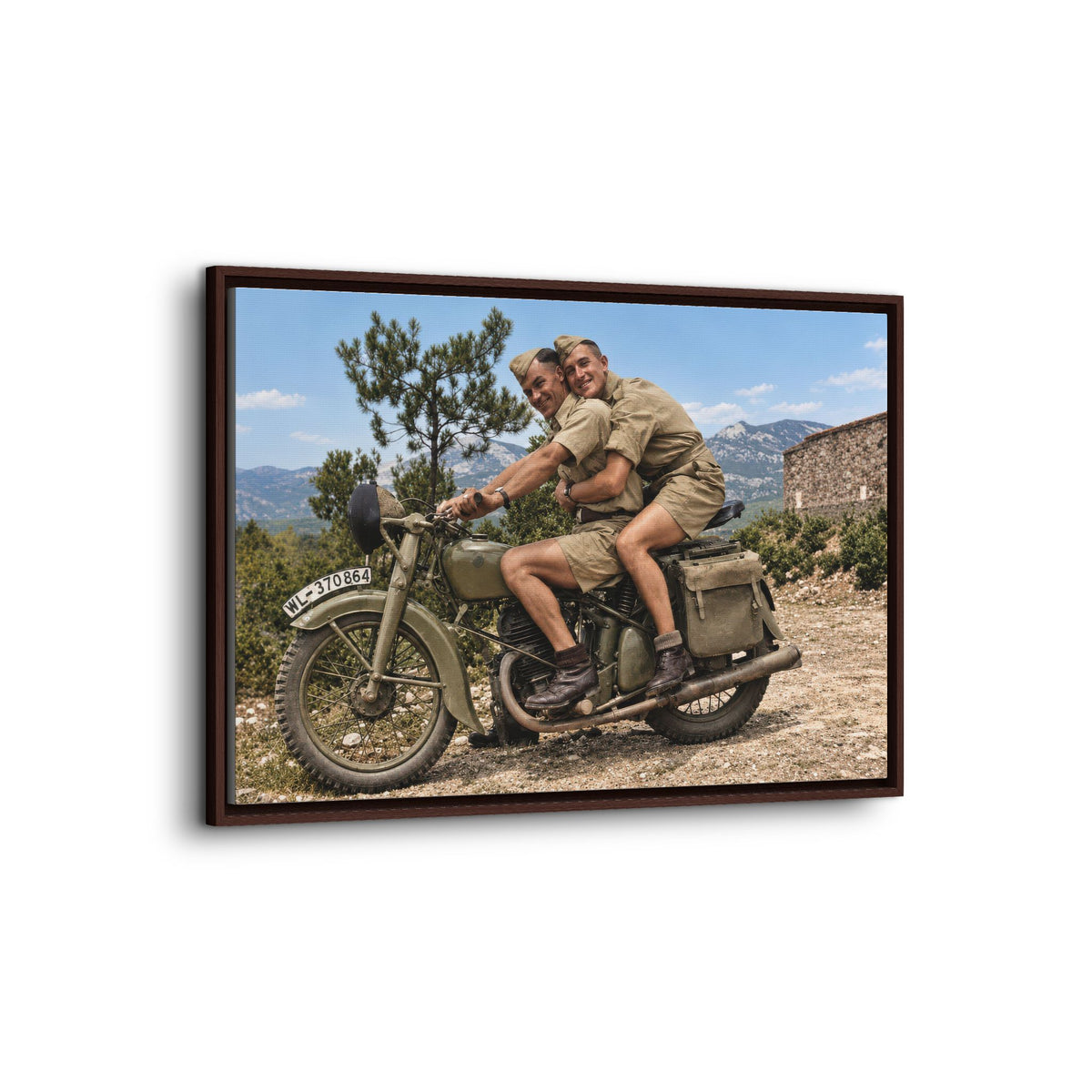 paire 166 | Framed Vintage Photo - Matte Canvas