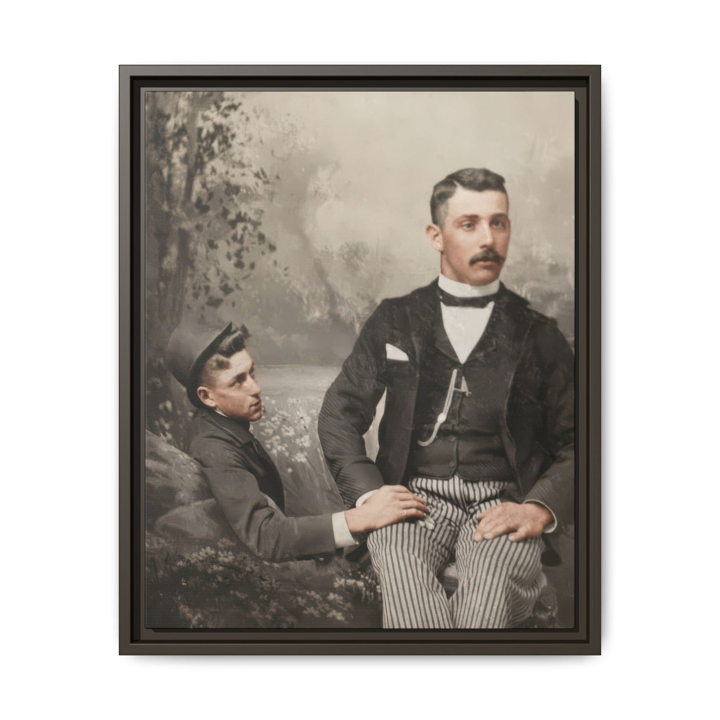 paire 100 | Framed Vintage Photo - Matte Canvas