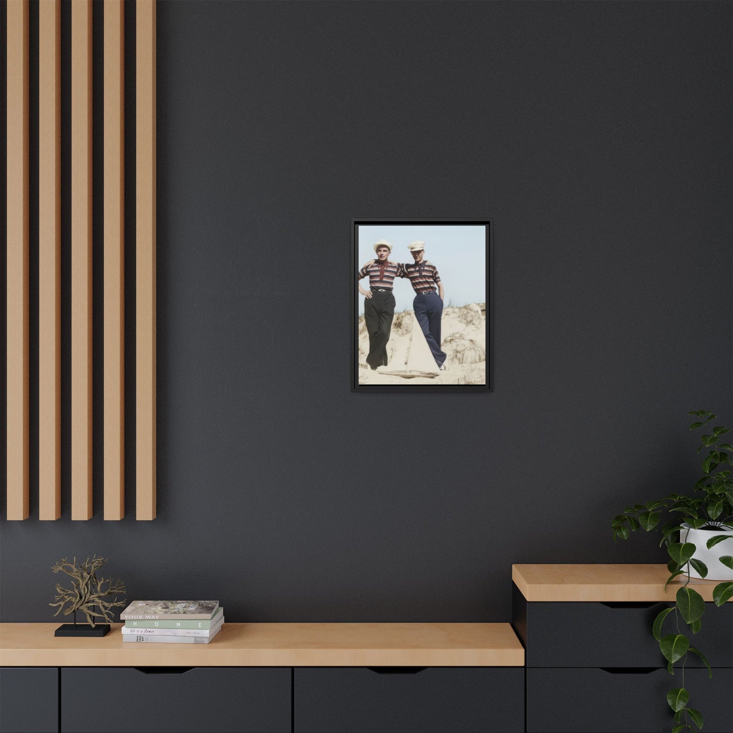 paire 102 | Framed Vintage Photo - Matte Canvas