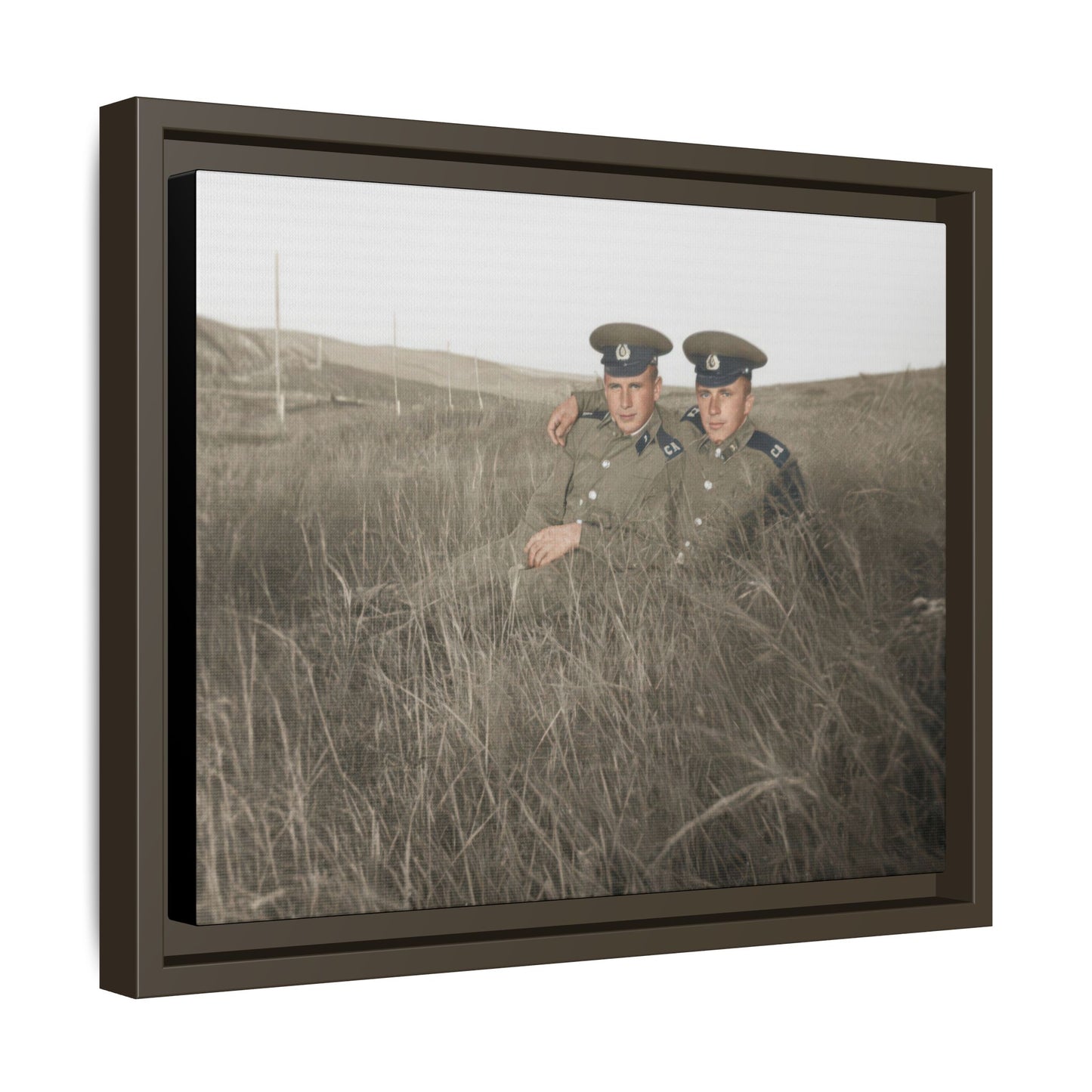 paire 082 | Framed Vintage Photo - Matte Canvas