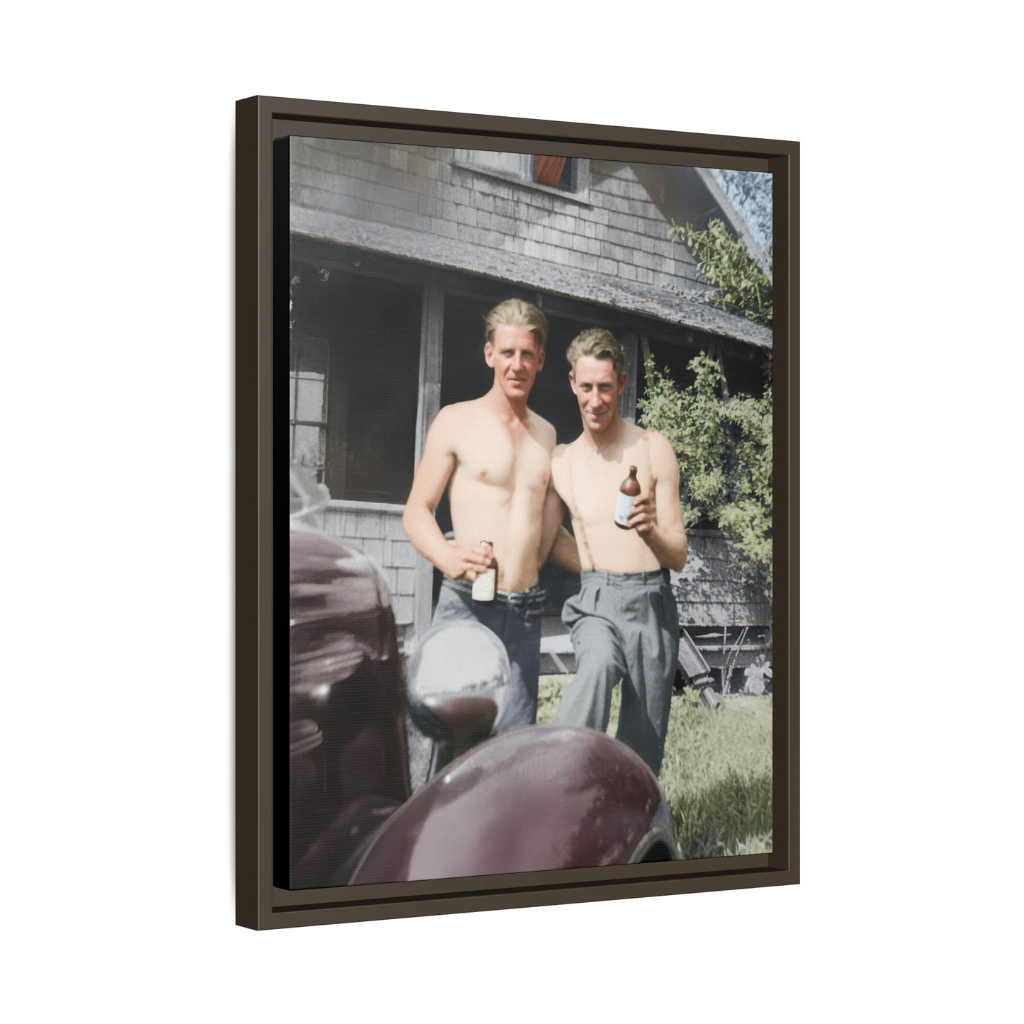 paire 109 | Framed Vintage Photo - Matte Canvas
