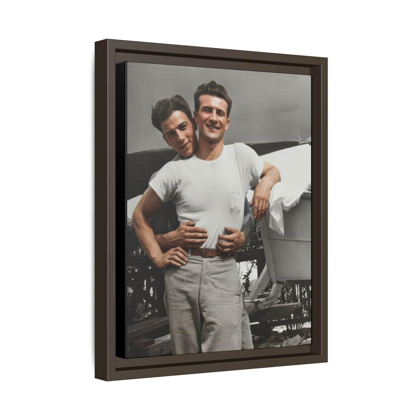 paire 150 | Framed Vintage Photo - Matte Canvas