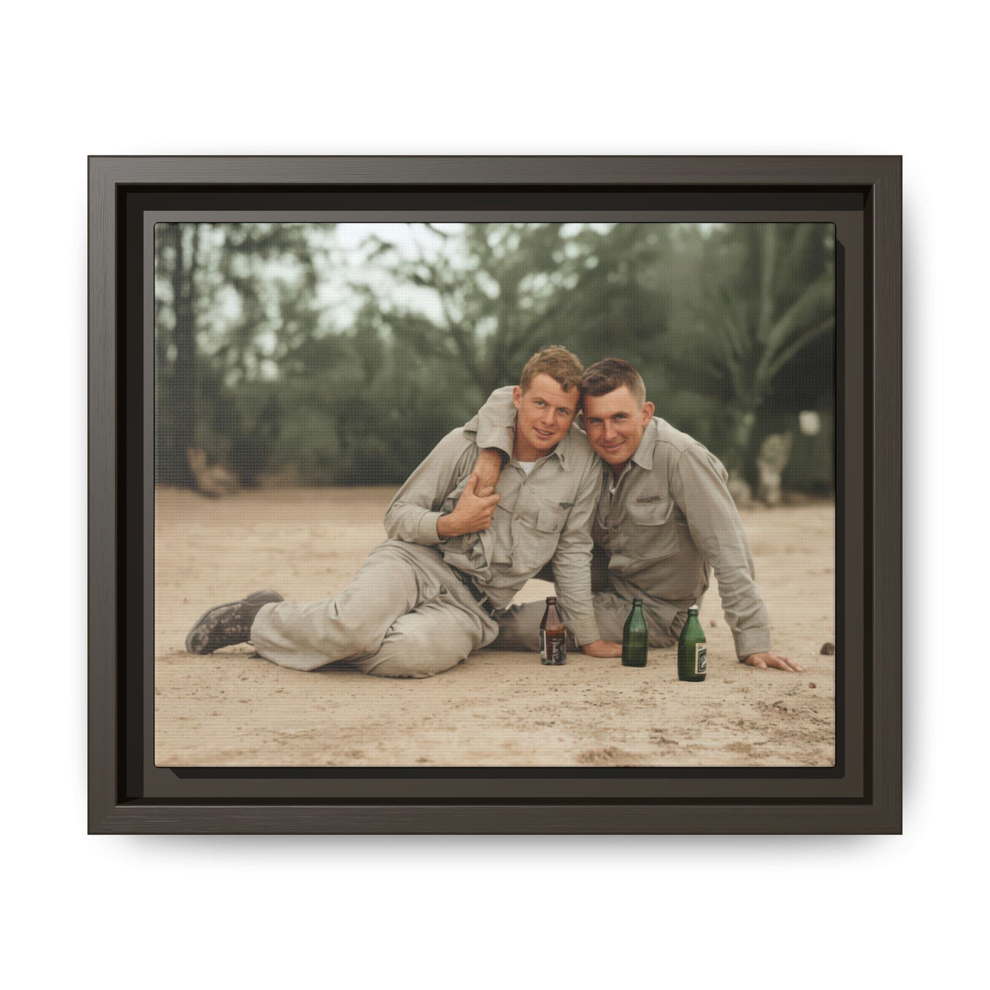 paire 138 | Framed Vintage Photo - Matte Canvas