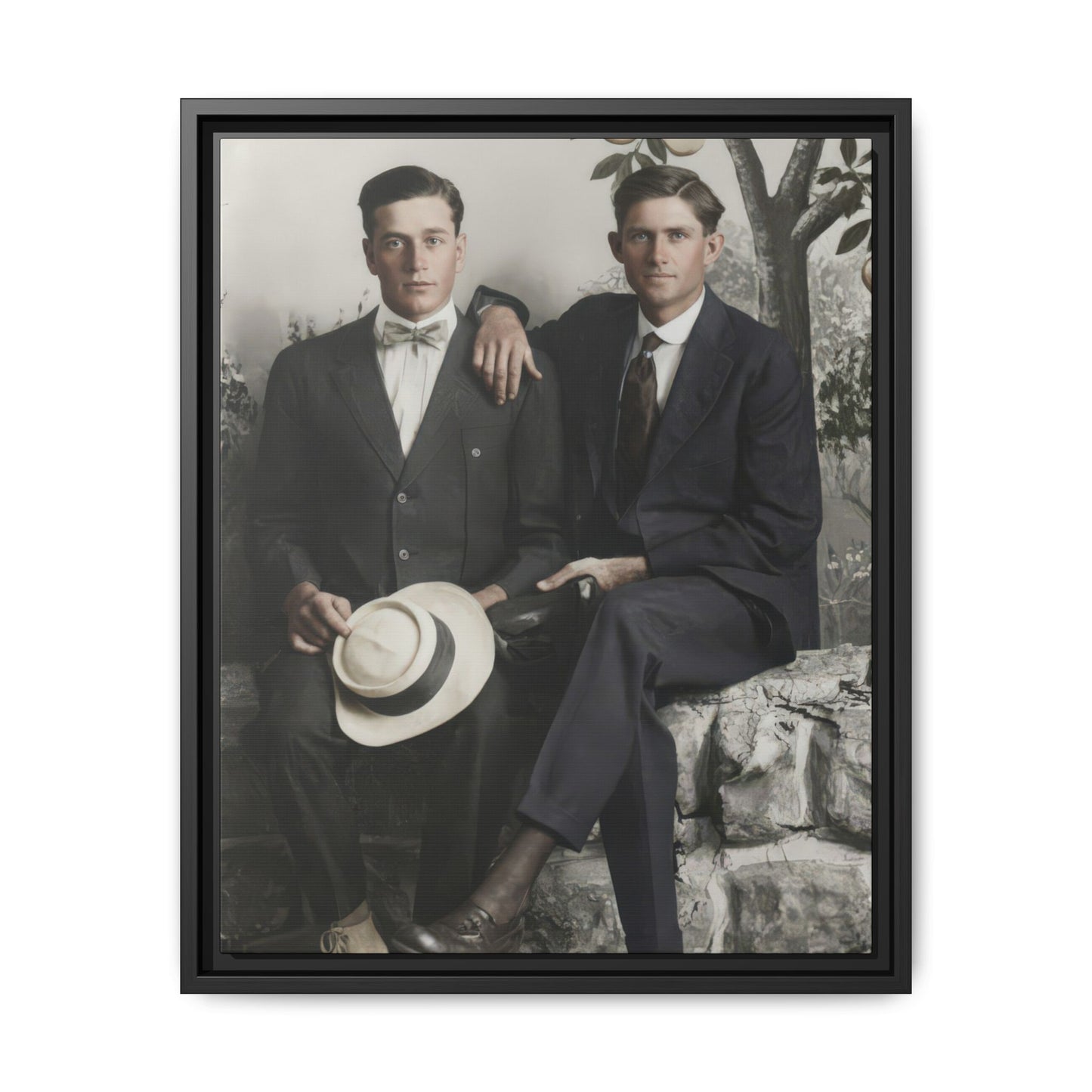 paire 062 | Framed Vintage Photo - Matte Canvas