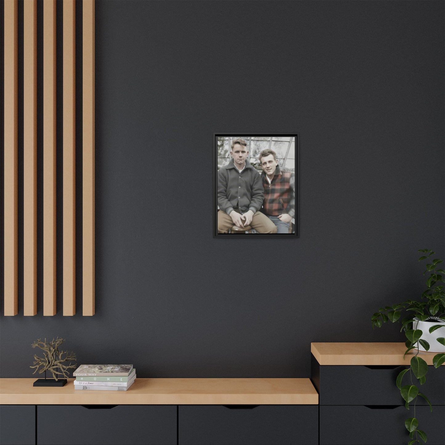paire 104 | Framed Vintage Photo - Matte Canvas