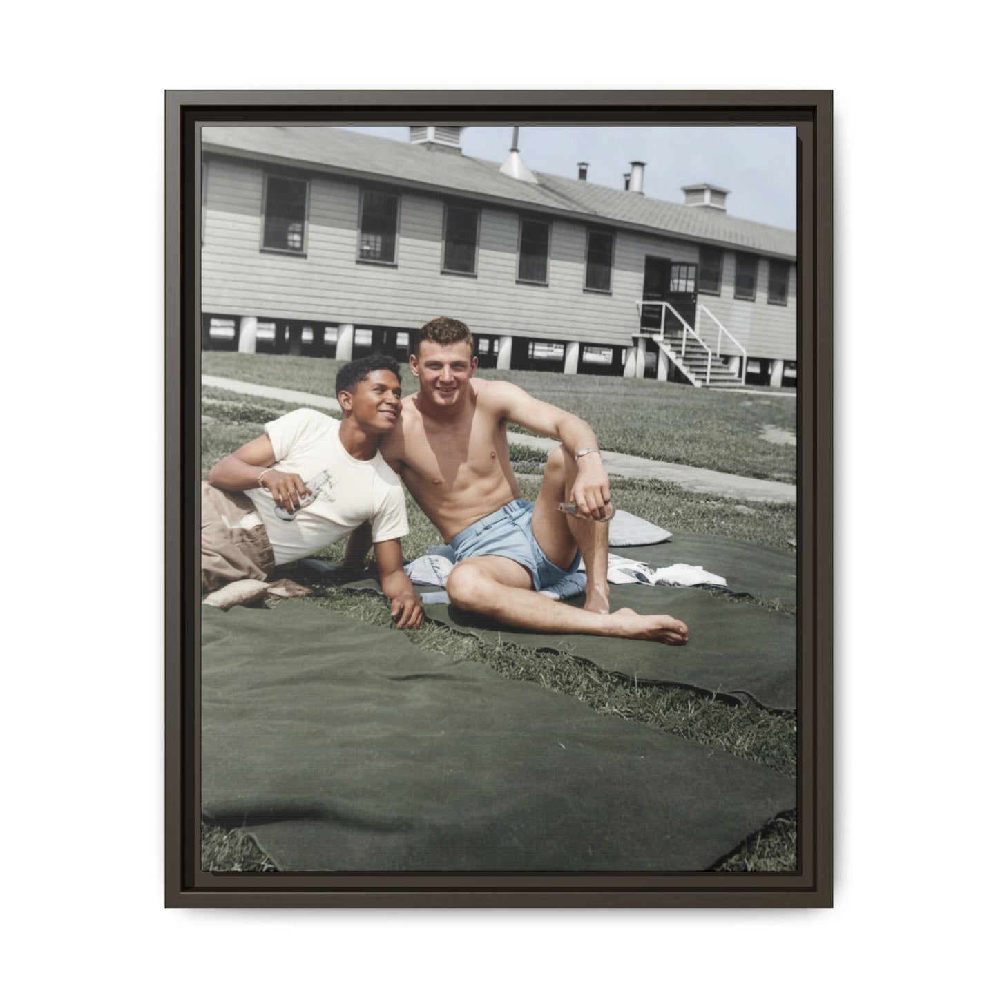 paire 038 | Framed Vintage Photo - Matte Canvas