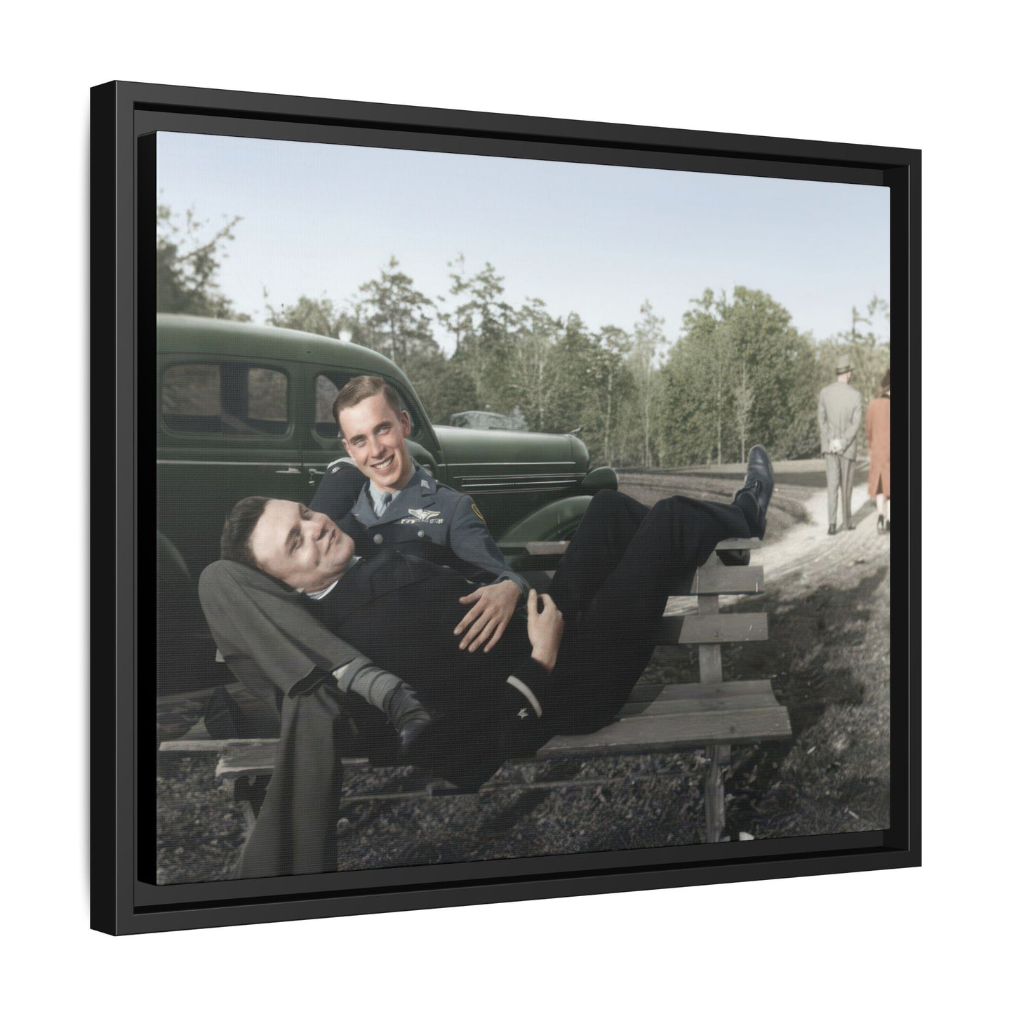paire 107 | Framed Vintage Photo - Matte Canvas