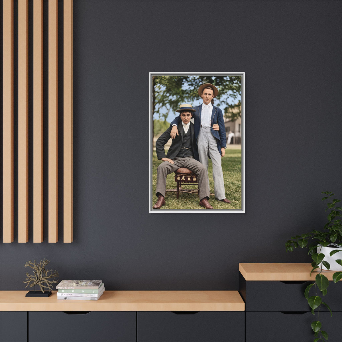paire 167 | Framed Vintage Photo - Matte Canvas