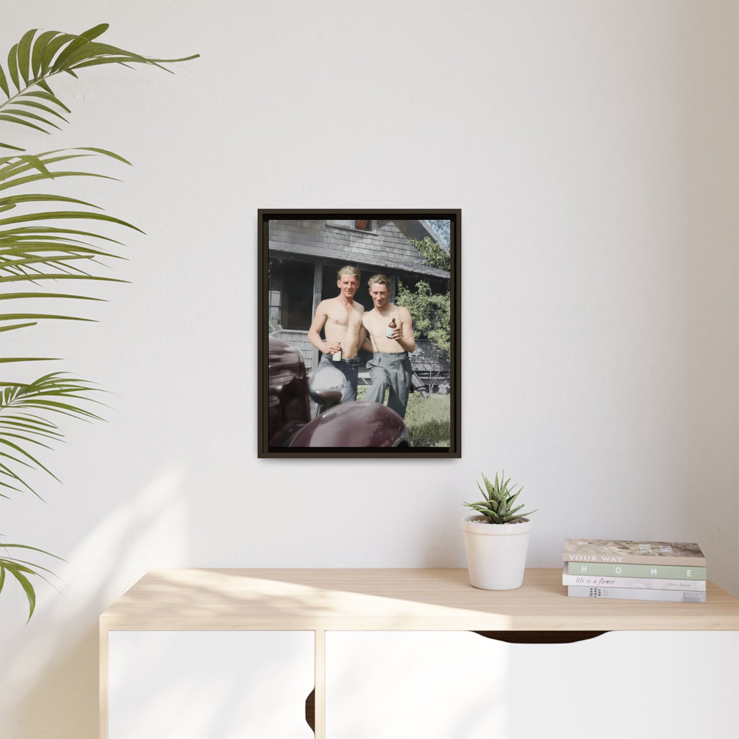 paire 109 | Framed Vintage Photo - Matte Canvas