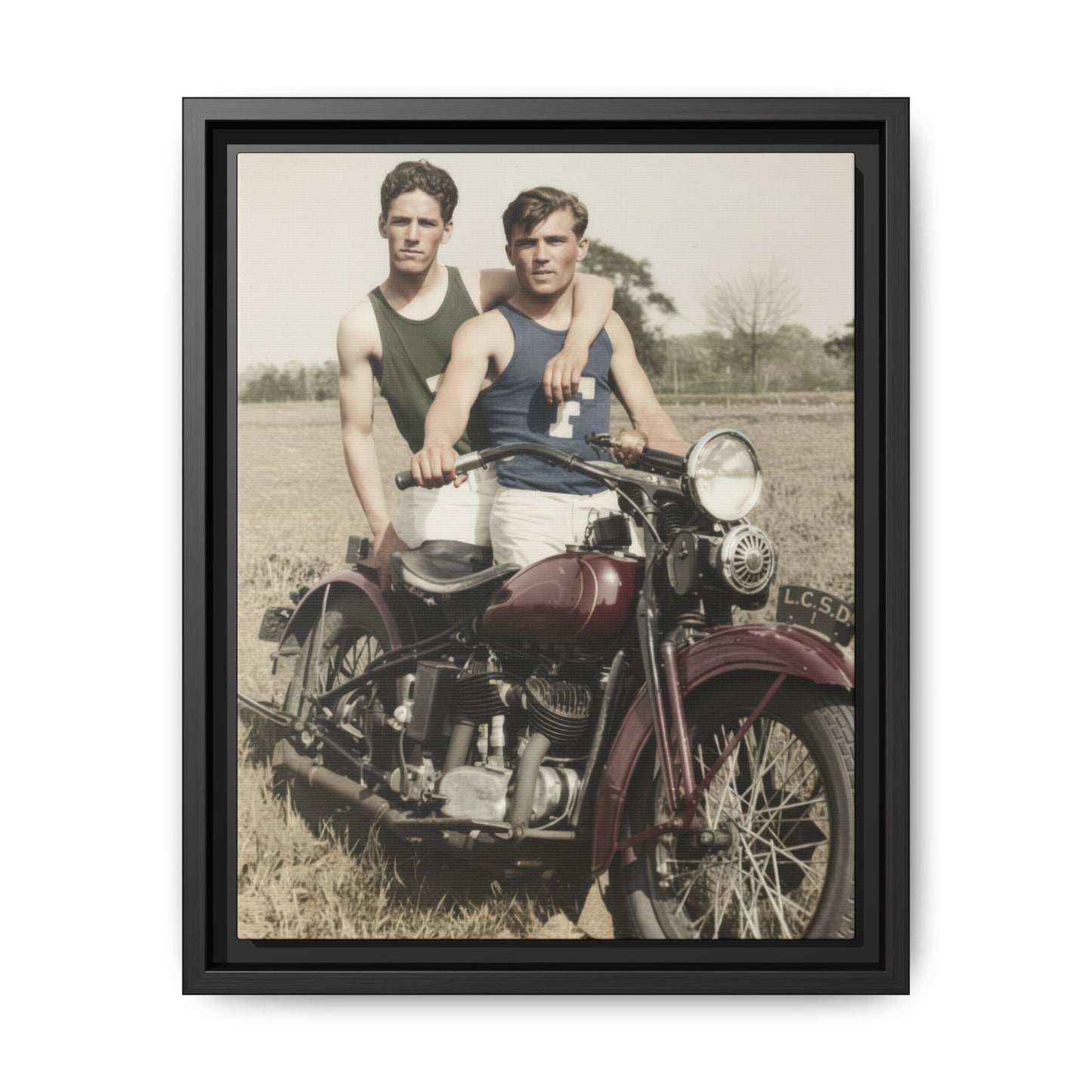 paire 055 | Framed Vintage Photo - Matte Canvas