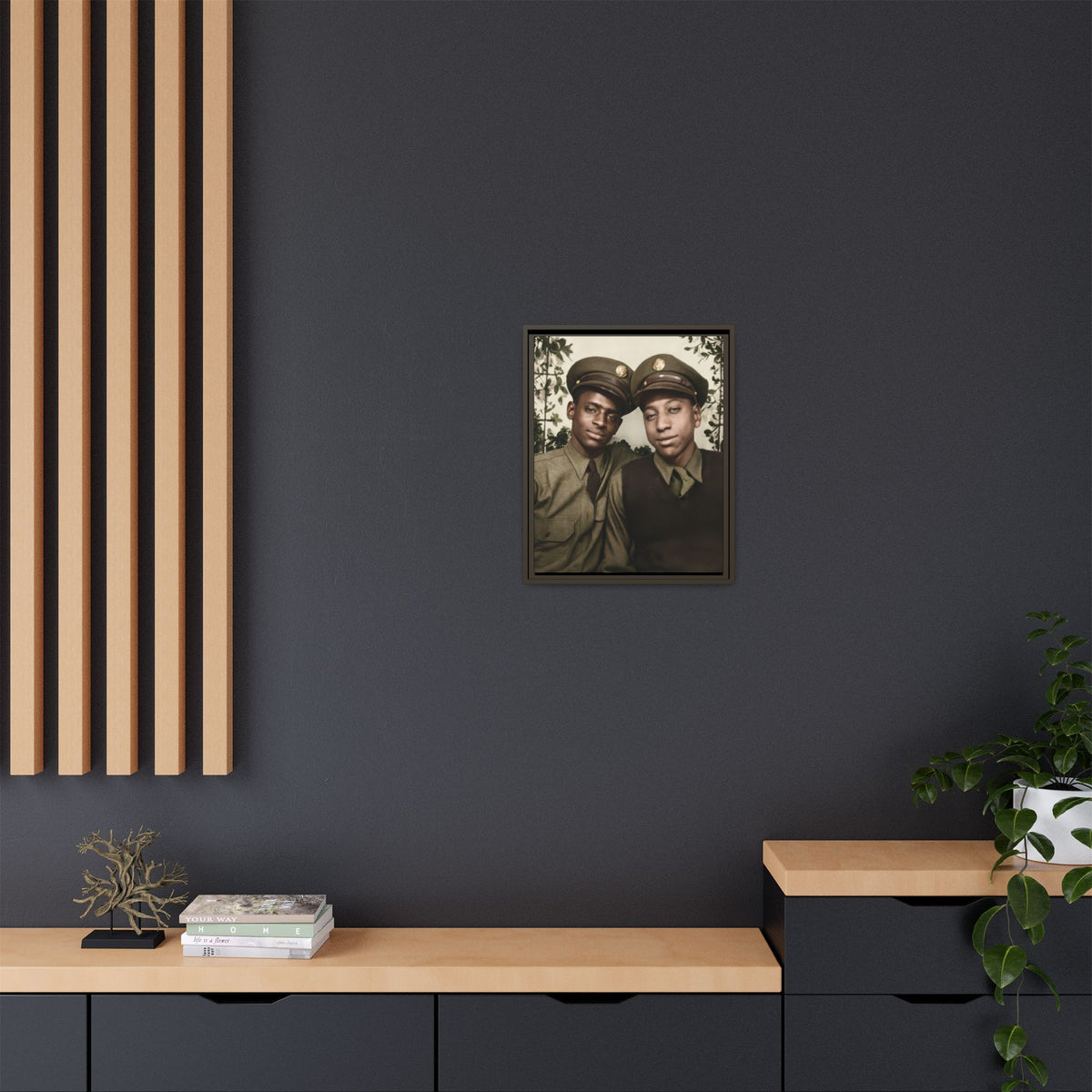paire 152 | Framed Vintage Photo - Matte Canvas
