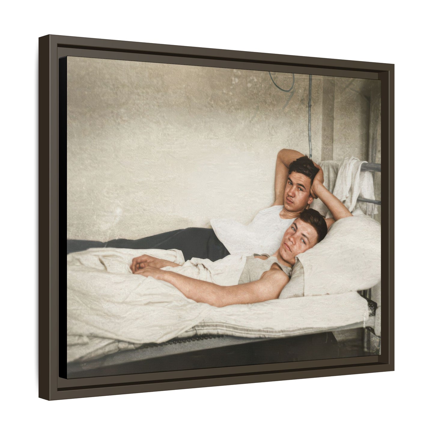 paire 146 | Framed Vintage Photo - Matte Canvas