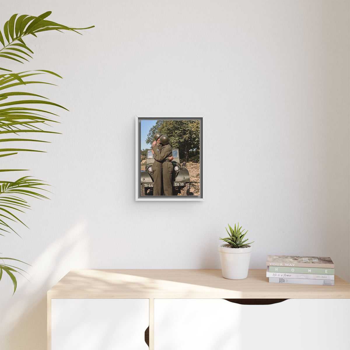 paire 065 | Framed Vintage Photo - Matte Canvas