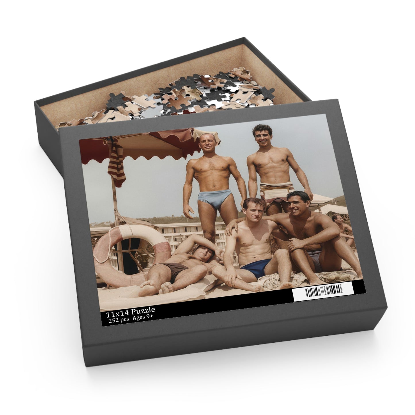 Sunlit Beach Club Companions | Restored Historical Jigsaw Puzzle | nager 033