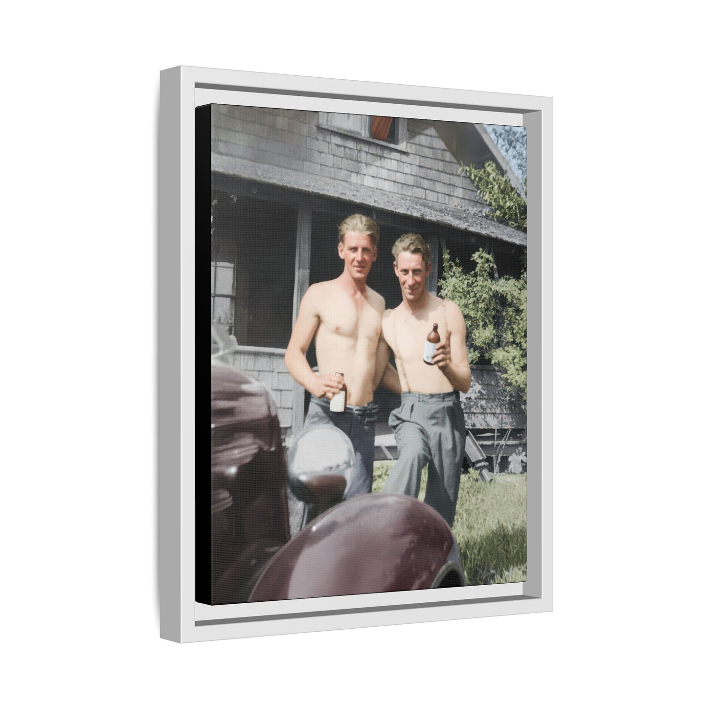 paire 109 | Framed Vintage Photo - Matte Canvas