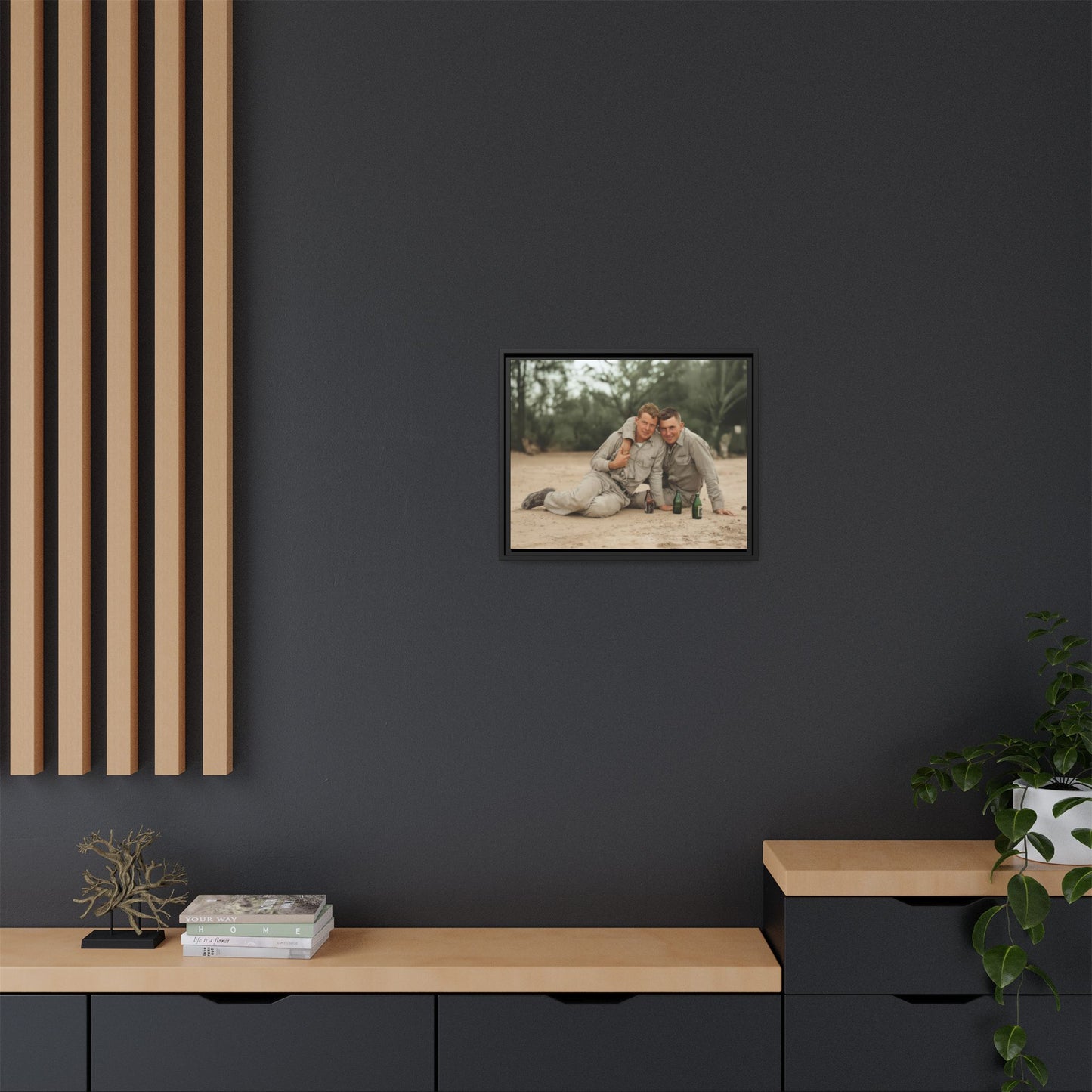 paire 138 | Framed Vintage Photo - Matte Canvas