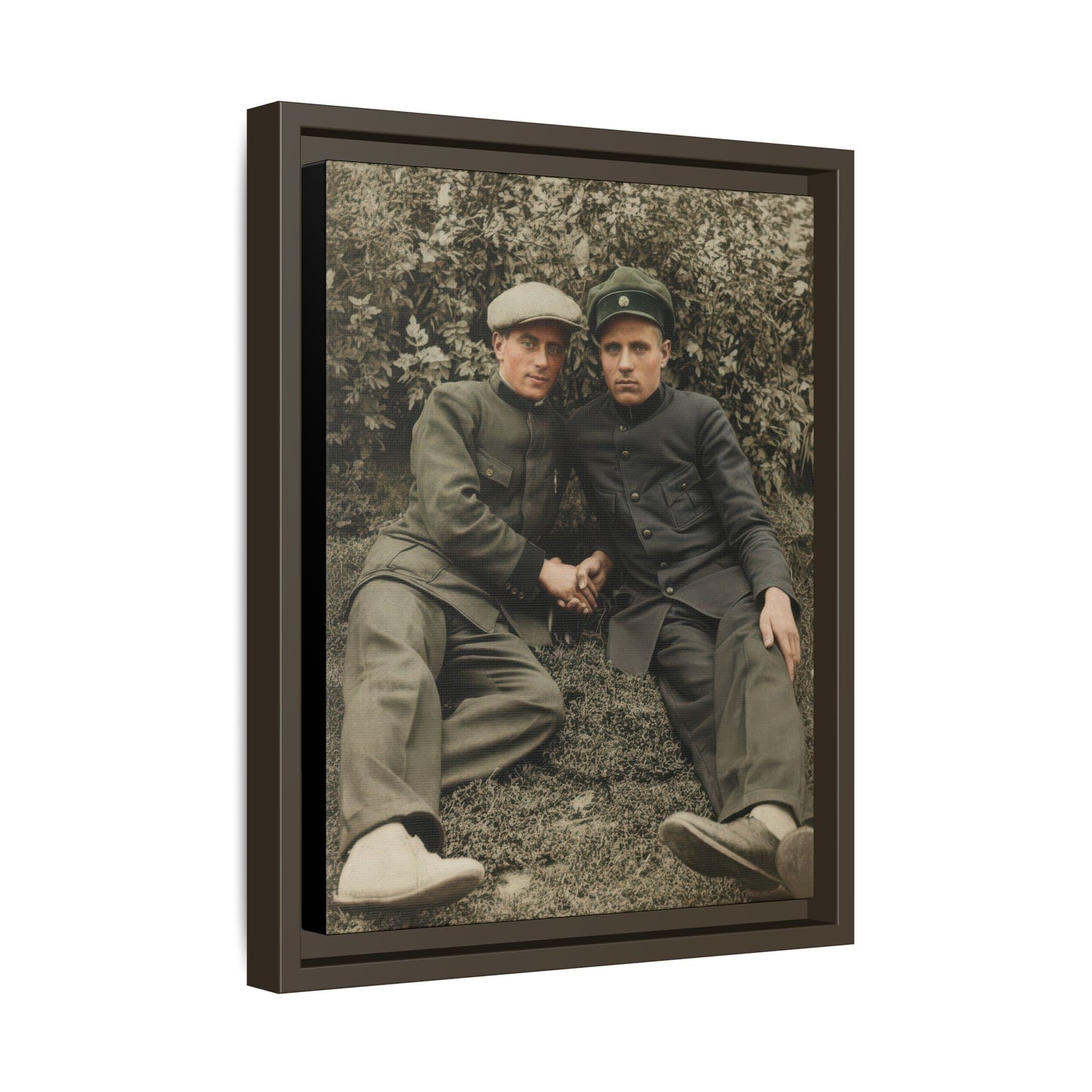 paire 127 | Framed Vintage Photo - Matte Canvas