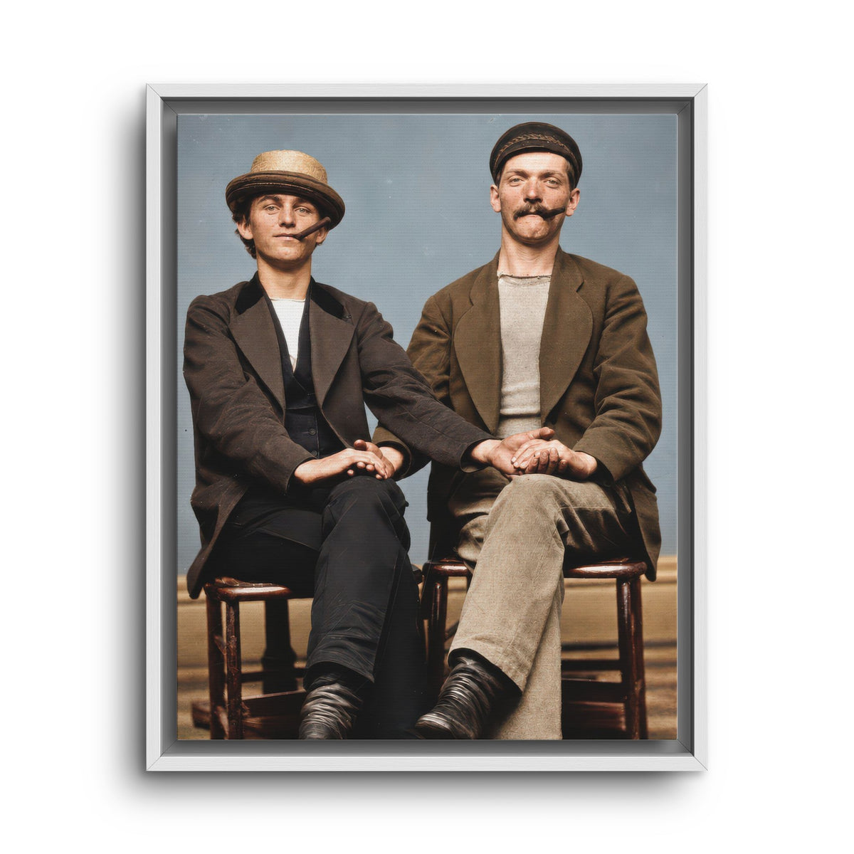 paire 170 | Framed Vintage Photo - Matte Canvas