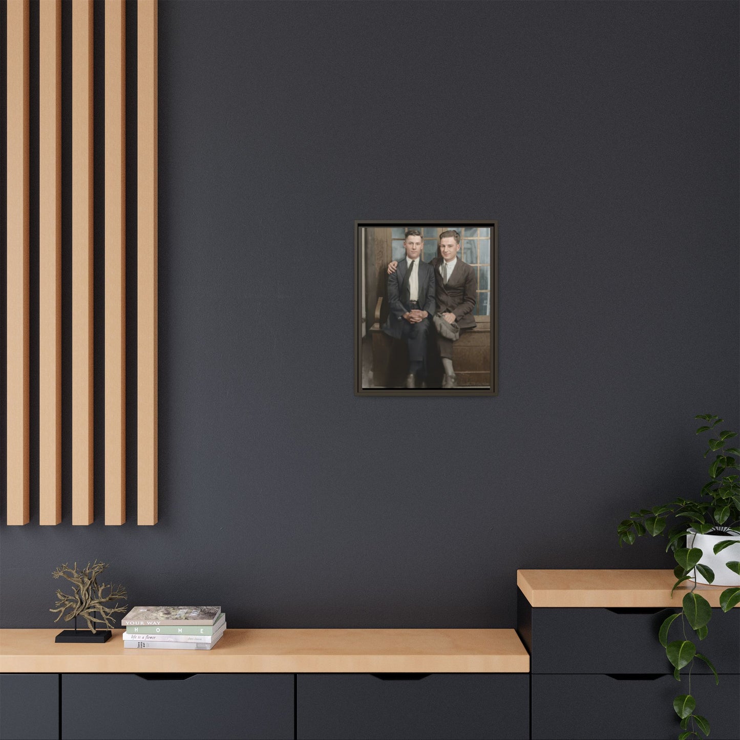 paire 105 | Framed Vintage Photo - Matte Canvas