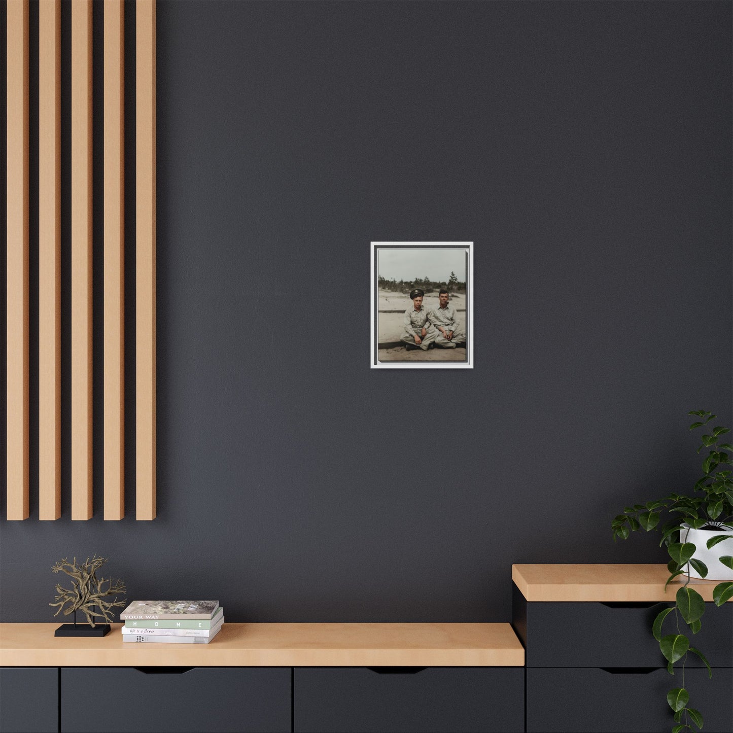 paire 091 | Framed Vintage Photo - Matte Canvas